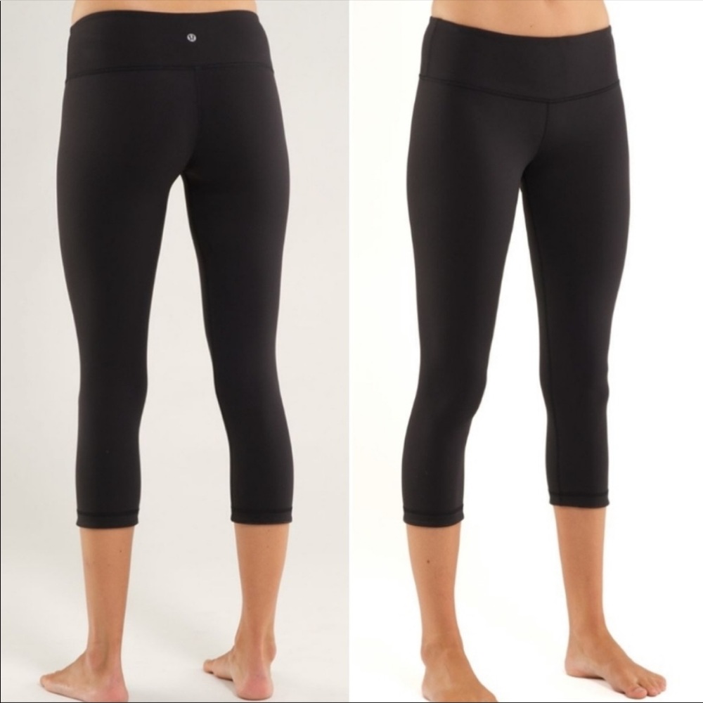 lululemon athletica Black Cropped High-Rise Capri Leggings